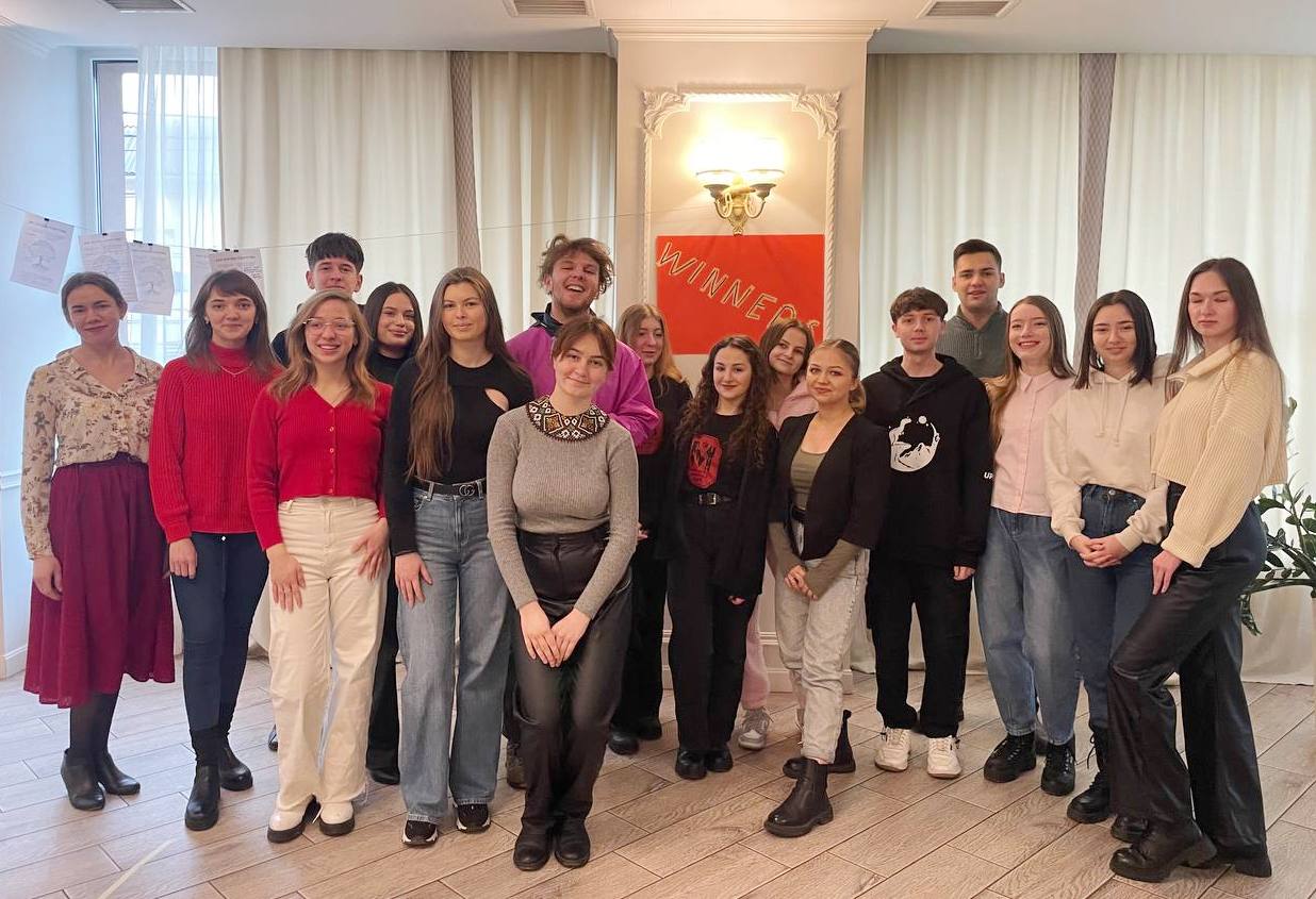 Youth Connect for Ukraine - це про перемогу над собою. Тож кожен учасник - переможець